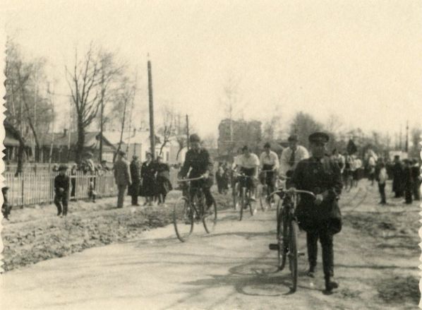 Велопробег Зелёный проспект 1940г.