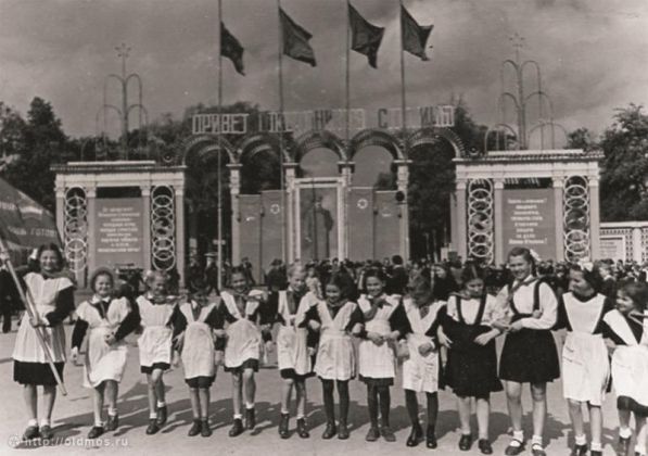 Парк  Сокольники.  1938-1940  год