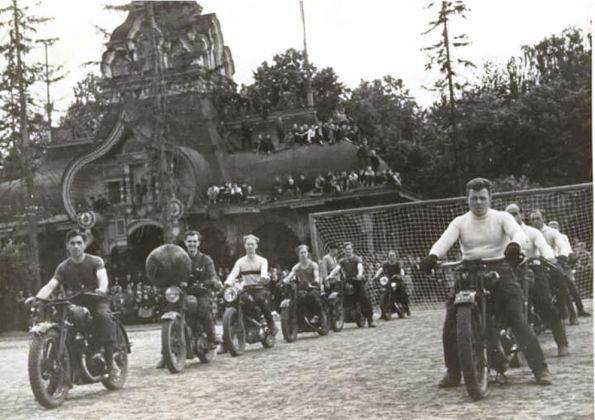 Мотобол в Сокольниках 1947г.