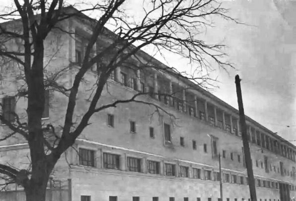Административный корпус Московского прожекторного завода им. Кагановича 1935г.