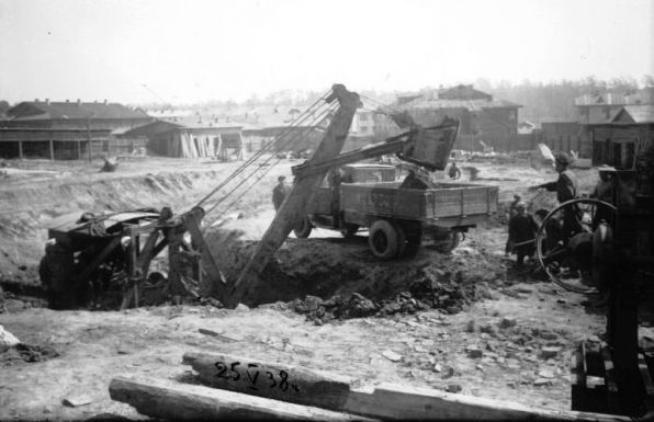 Строительство аварийной станции. Соколиная гора 1938г.